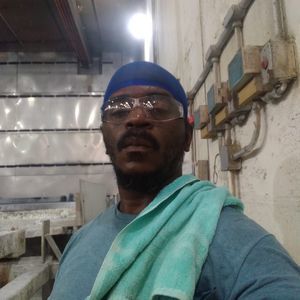 Meet your Posher, Ronny d lewis